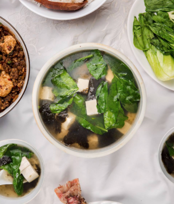 Spinach egg drop soup
