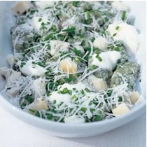 Spinach gnocchi with four cheeses