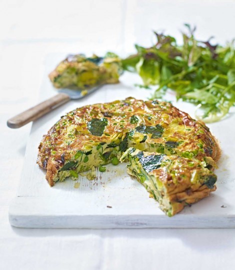 Spinach, leek and pea frittata with green salad
