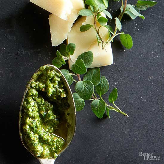 Spinach-oregano pesto