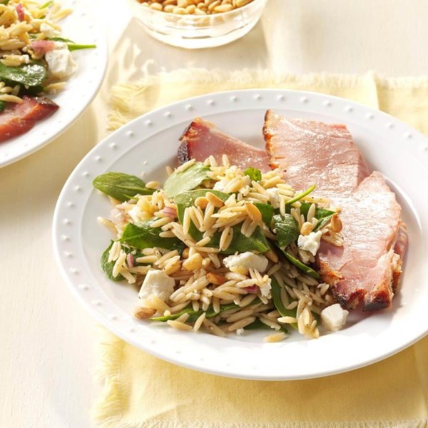 Spinach orzo salad