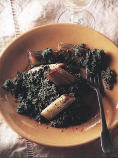 Spinach, parsley and sorrel purée with balsamic braised leeks