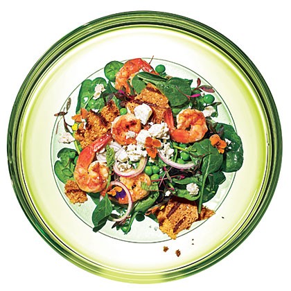 Spinach-pea salad with grilled shrimp
