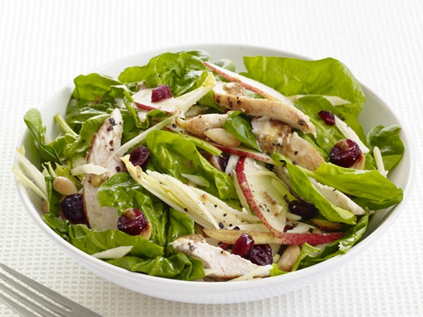 Spinach, pear and chicken salad