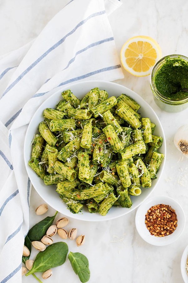 Spinach pistachio pesto pasta