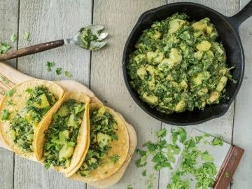 Spinach-potato tacos