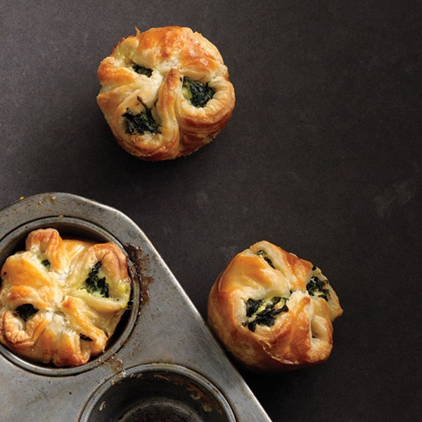 Spinach puffs