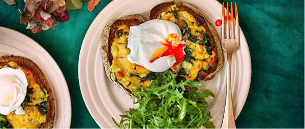Spinach rarebit with poached eggs
