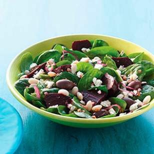 Spinach salad with beets, beans & feta