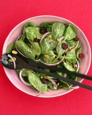 Spinach salad with dried cherries