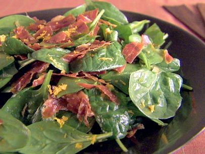 Spinach salad with orange vinaigrette