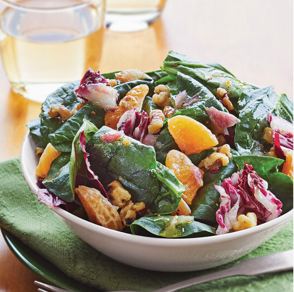 Spinach salad with radicchio & mandarins