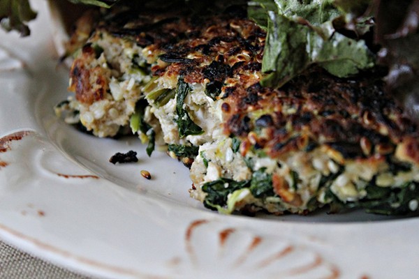 Spinach-tofu burgers