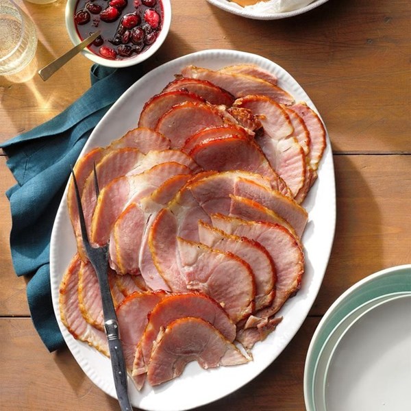 Spiral ham with cranberry glaze