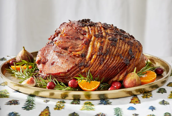 Spiral-sliced ham with cherry-Port glaze