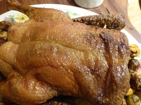 Spit-roasted duck with chestnuts (Le canard à la broche aux châtaignes)