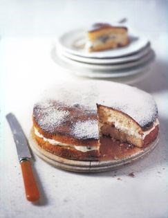Sponge cake with mascarpone (Torta paradiso con mascarpone)