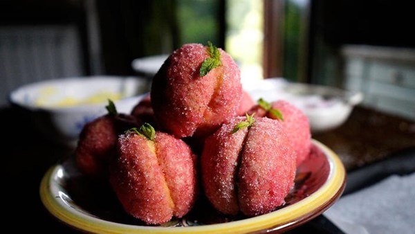 Sponge cakes from Castelbottaccio (Pesche di Castelbottaccio)