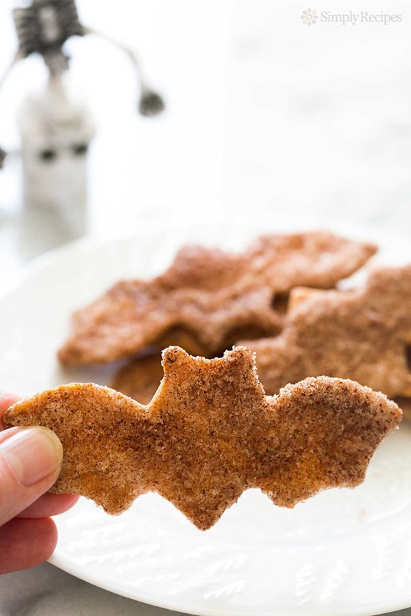 “Spooky” cinnamon sugar flour tortilla crisps