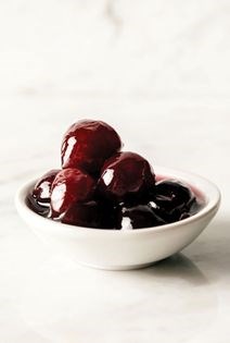 Spoon sweets: grapes and cherries