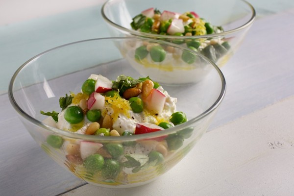Spring cottage peas with basil