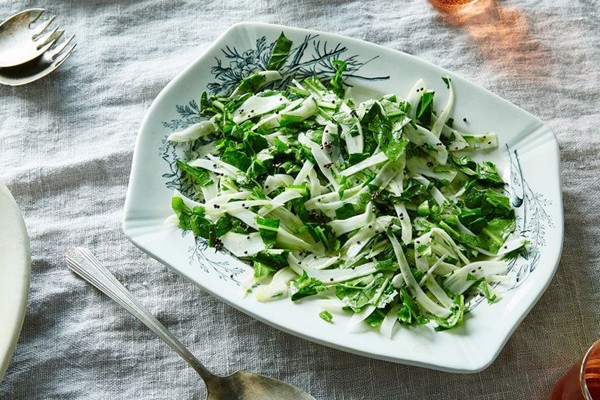Spring fennel & dandelion green slaw