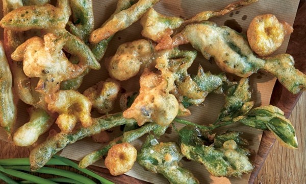 Spring fritters with wild garlic mayonnaise