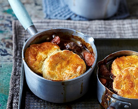 Spring lamb & rosemary cobbler