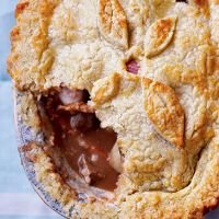 Spring lamb and vegetable pie