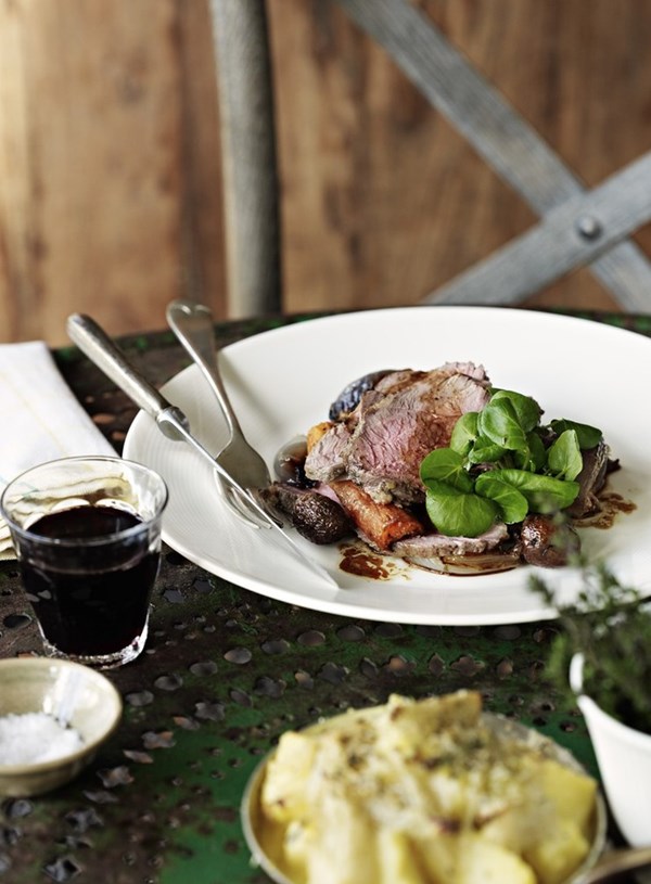 Spring lamb with green olives