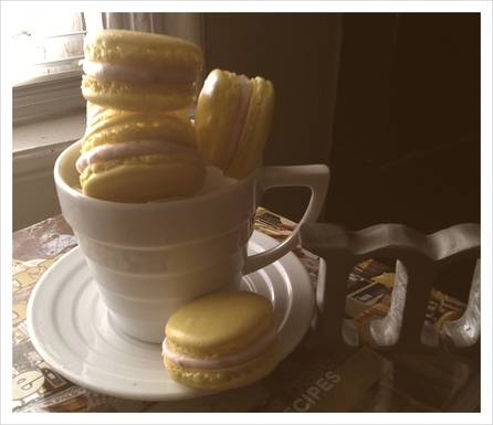 Spring macaron