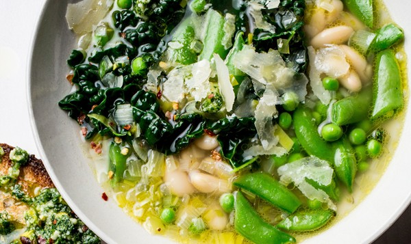 Spring minestrone verde with pistachio pesto