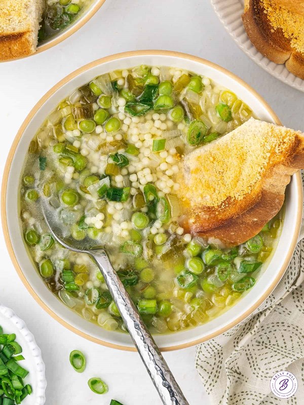 Spring onion and pea soup