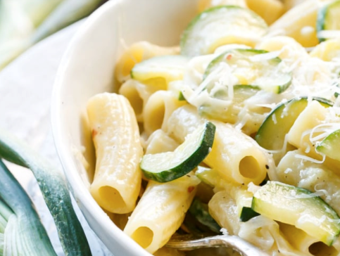 Spring onion and zucchini rigatoni