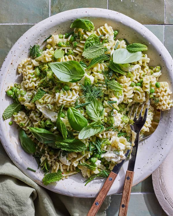 Spring pea pasta