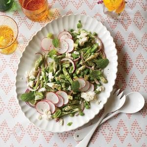 Spring pea salad with creamy curry dressing