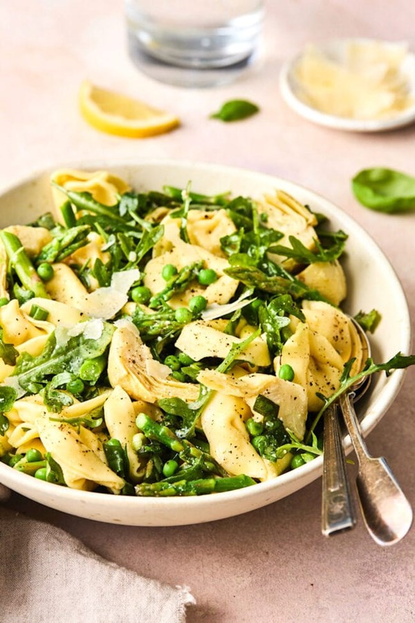 Spring tortellini salad