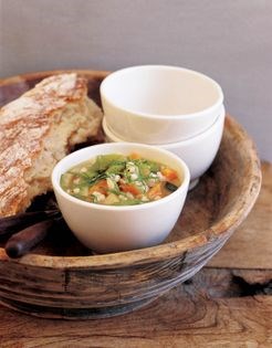 Spring vegetable soup with barley (Zuppa d'orzo alle verdure)