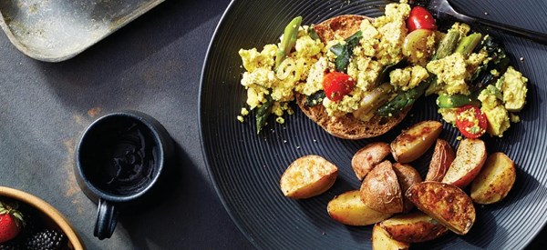 Spring veggie breakfast scramble with roasted potatoes