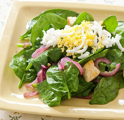 Springtime spinach salad
