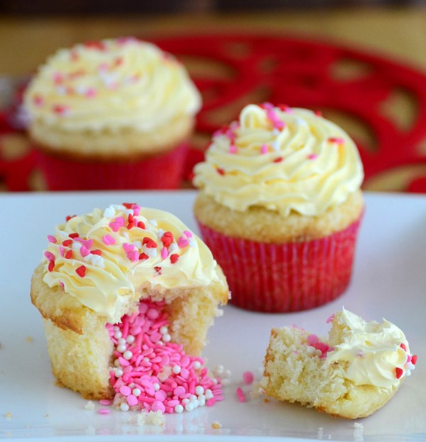 Sprinkle-filled Valentine’s Day cupcakes