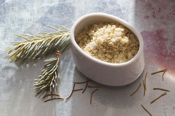 Spruce salt