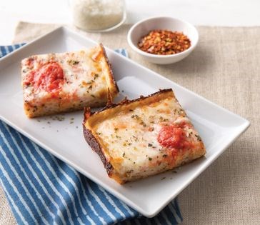 Square cheese [pizza]