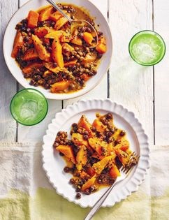 Squash & black chickpea curry