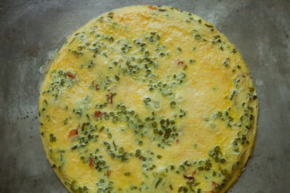 Squash blossom and garlic frittata