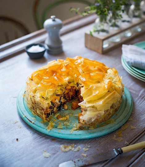 Squash, spinach & chickpea filo pie