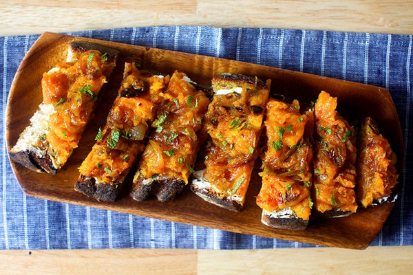 Squash toasts with ricotta and cider vinegar