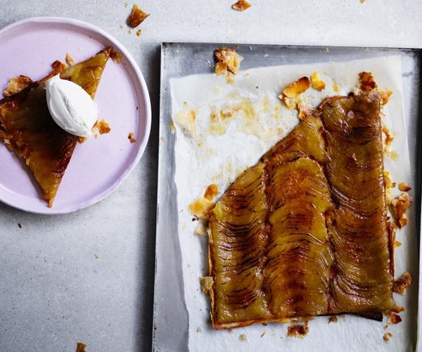 Squished apple tart