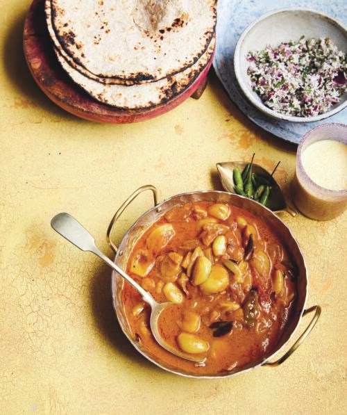 Sri Lankan garlic clove curry