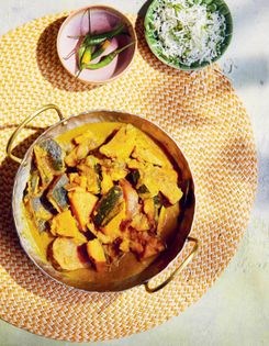Sri Lankan pumpkin curry (Wattakka)